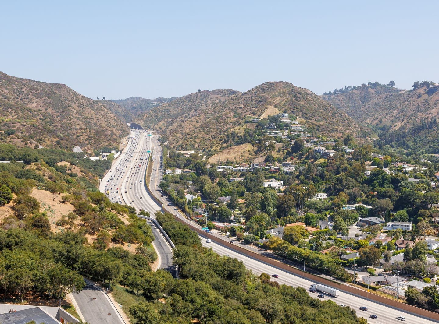 Are You a Commuter Student? Here Is Where to Find the Best Fast Food in LA Right Off the 405 Freeway